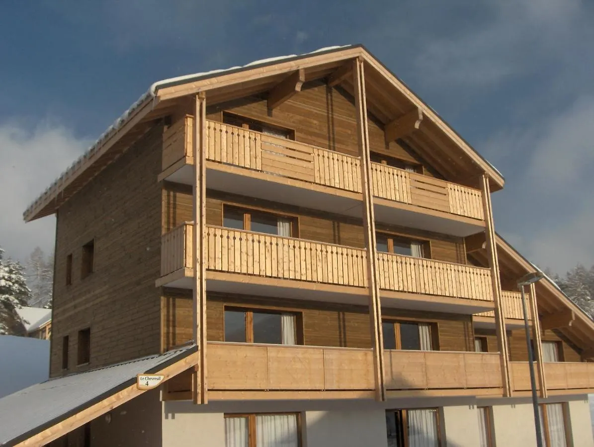 Appartement Locabed - La Crete Du Berger à Saint-Étienne-en-Dévoluy 0*,